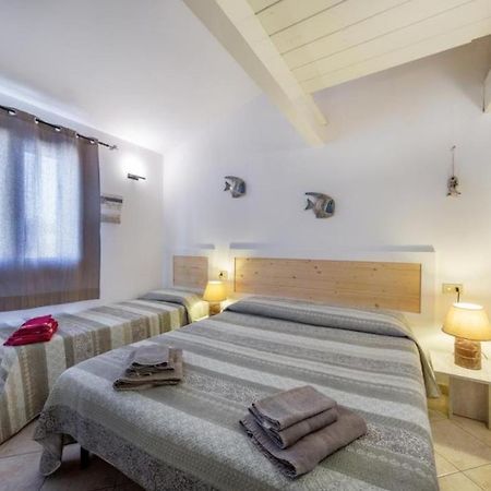 B&B Rotta Per Tavolara Porto San Paolo  Kültér fotó
