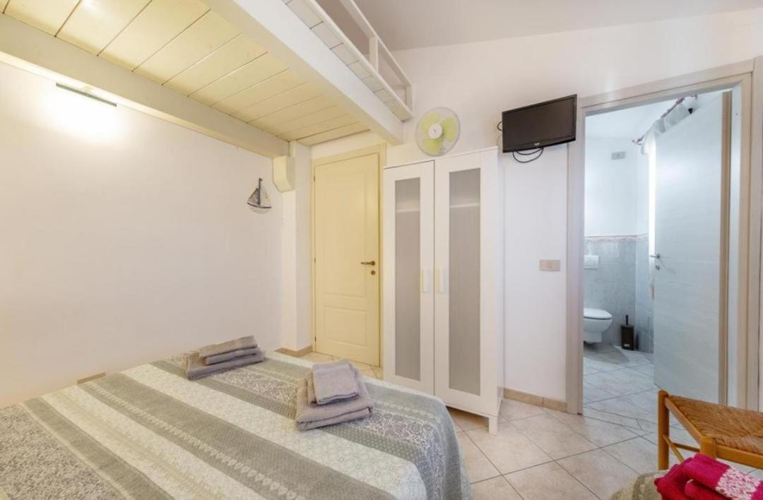 B&B Rotta Per Tavolara Porto San Paolo  Kültér fotó