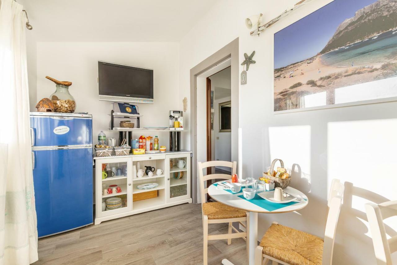 B&B Rotta Per Tavolara Porto San Paolo  Kültér fotó
